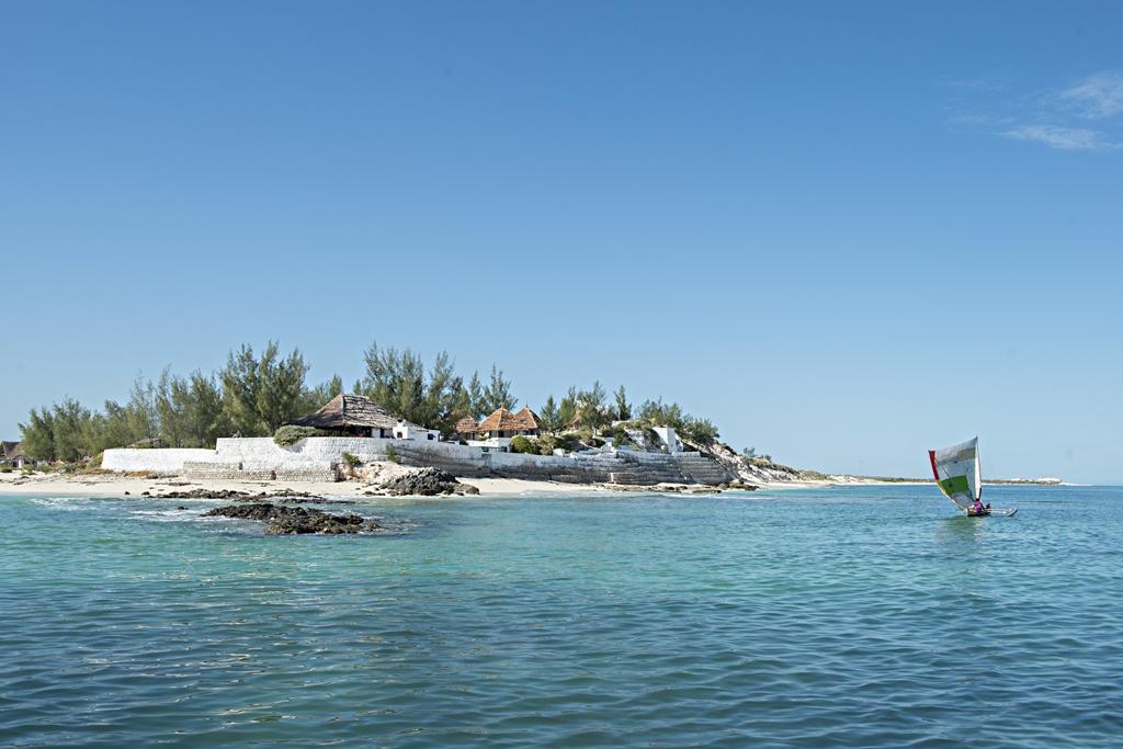 Salary Bay Hotel Tsifota Buitenkant foto